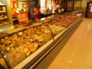 kylmätiski deli tuoreet tuotteet
